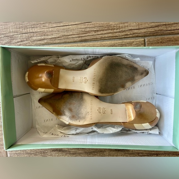 Gianni Bini Leather Vivian Pointy Toe Heels - Picture 6 of 12